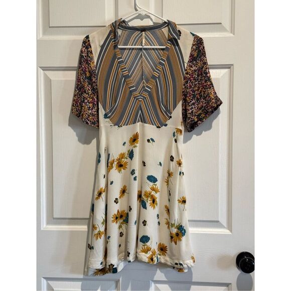 Free People Women's Mix It Up Floral Short Sleeve Ivory Combo  Mini Dress Size 2 - Picture 3 of 16